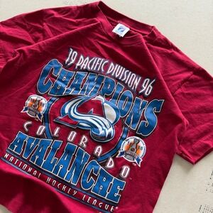 Vintage 90s Logo 7 Colorado Avalanche T-shirt 1996 Champions